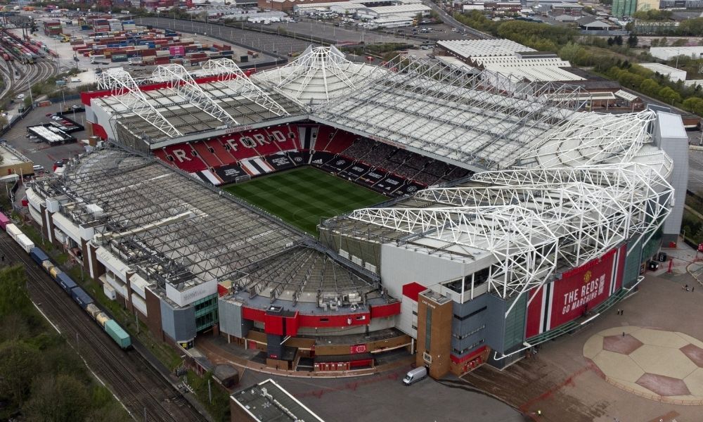 Pembangunan Old Trafford