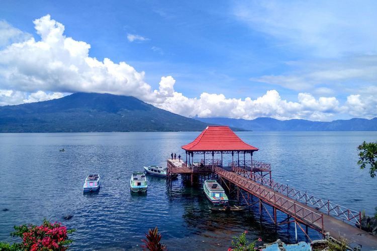 danau-ranau-keindahan-permata-di-kaki-gunung